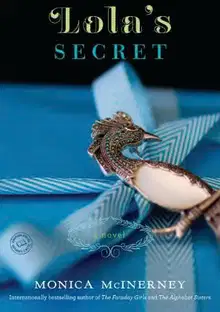Lola's Secret: A Novel